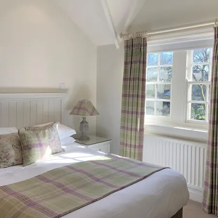 The Sportsman's Arms *